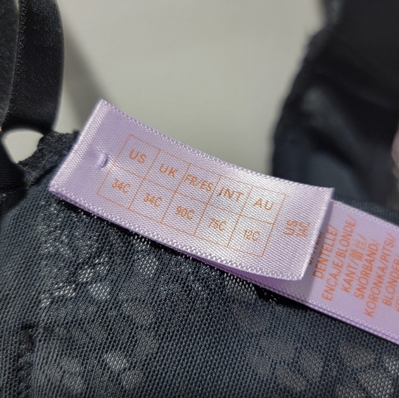 Savage X Fenty Romantic Corded Lace Front-Closure Push-Up Bra Black - Picture 16 of 17